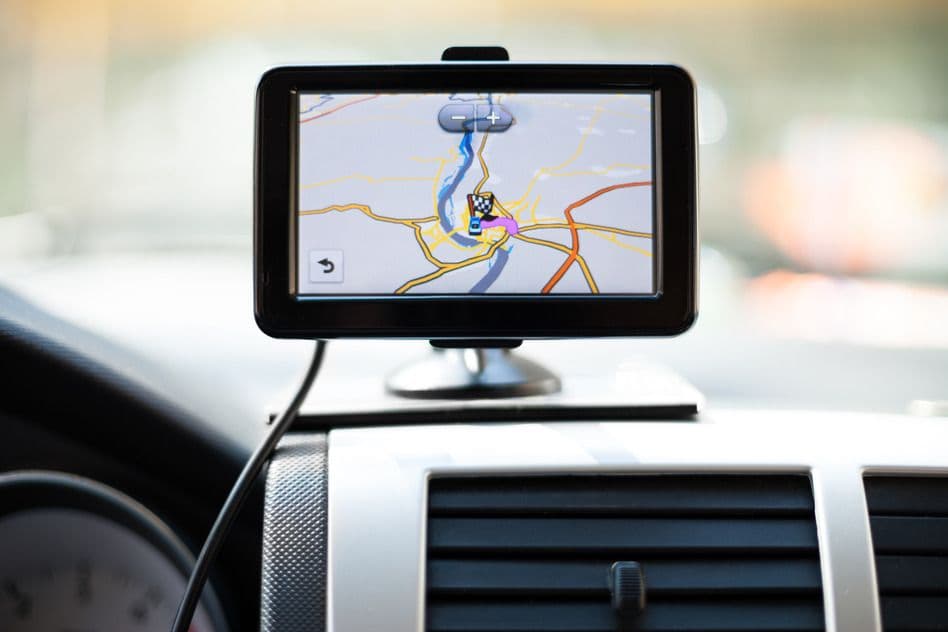 سيارات للإيجار مع GPS